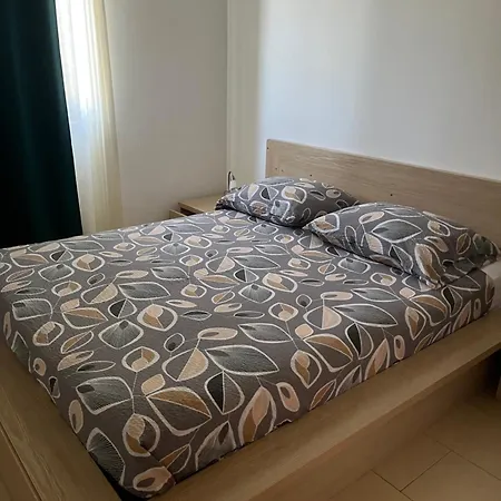 Apartman Moderno 2 *